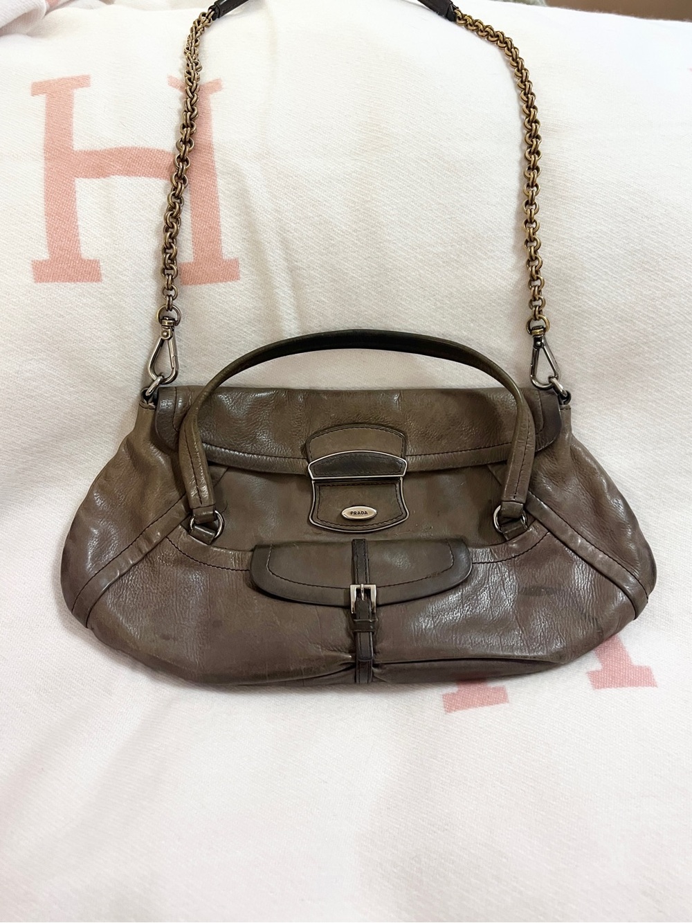 PRADA⭐️! VINTAGE. Rare find- Taupe-Brown Leather Chain Shoulder Bag!